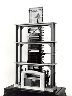 Modell of a flat glass drawing machine from Fourcault.